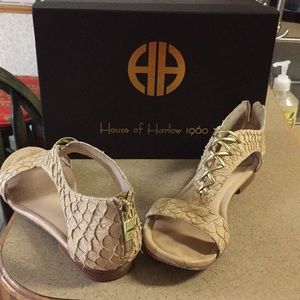 House of Harlow 1960 gold sandals!